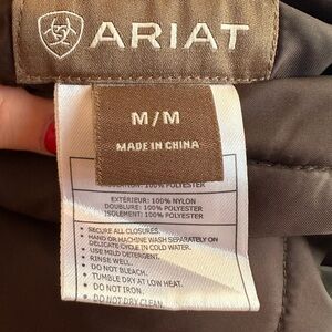 Ariat men’s reversible vest